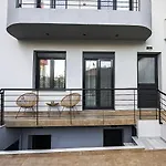 Aparthotel Antheon 4*