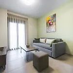 Antheon Aparthotel 4*