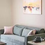 Aparthotel Antheon 4*