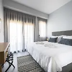 아파트호텔 Antheon 4*