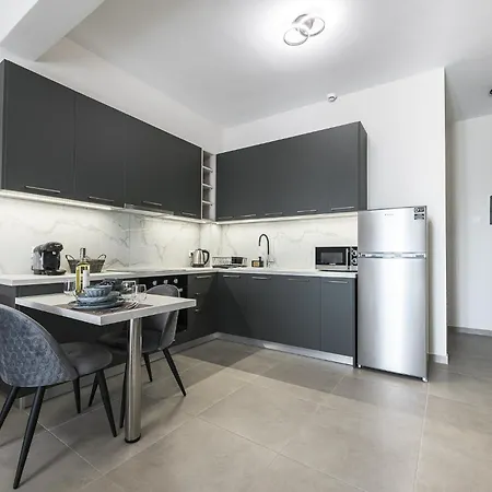 Aparthotel Antheon
