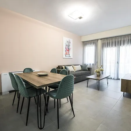 Antheon Aparthotel