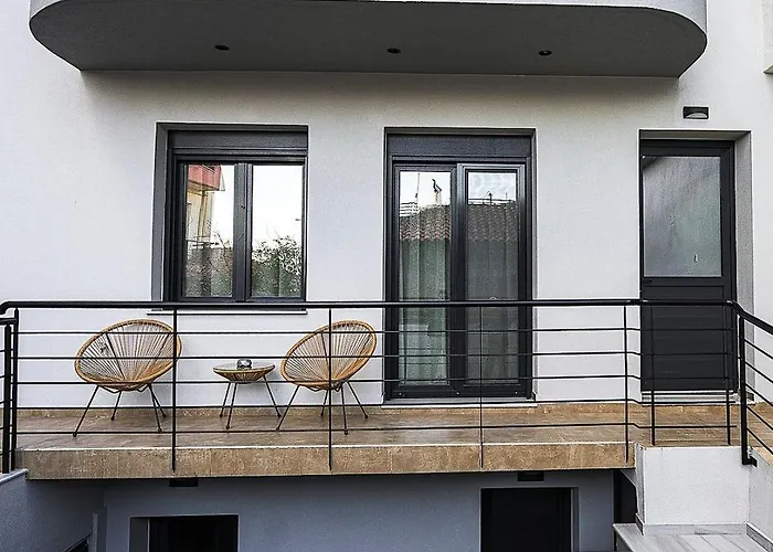 Aparthotel Antheon 4*