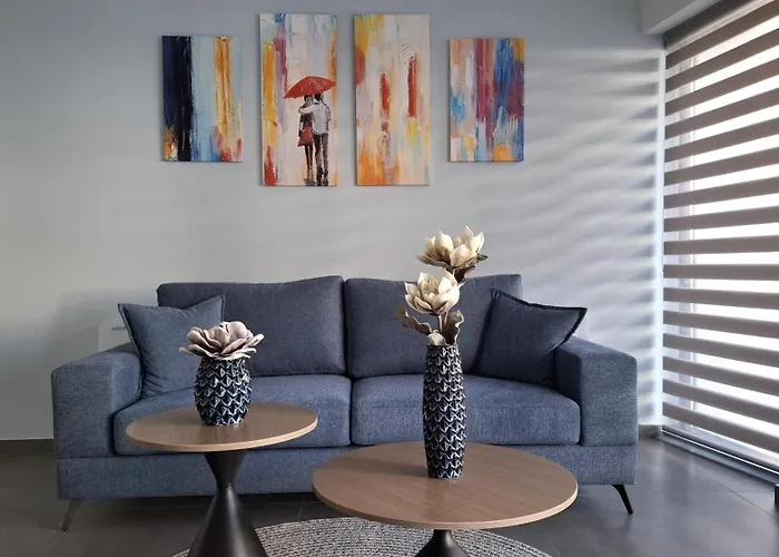 Ξενοδοχείο με διαμερίσματα Antheon