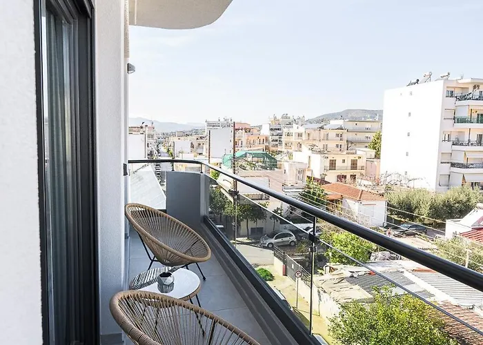 Antheon Aparthotel 4*