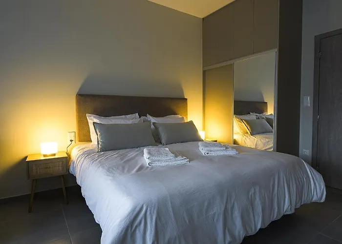 Aparthotel Antheon 4*