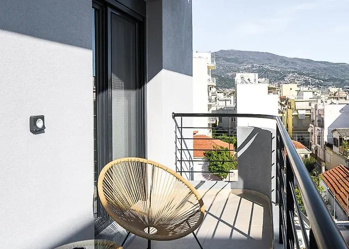 Aparthotel Antheon 4*